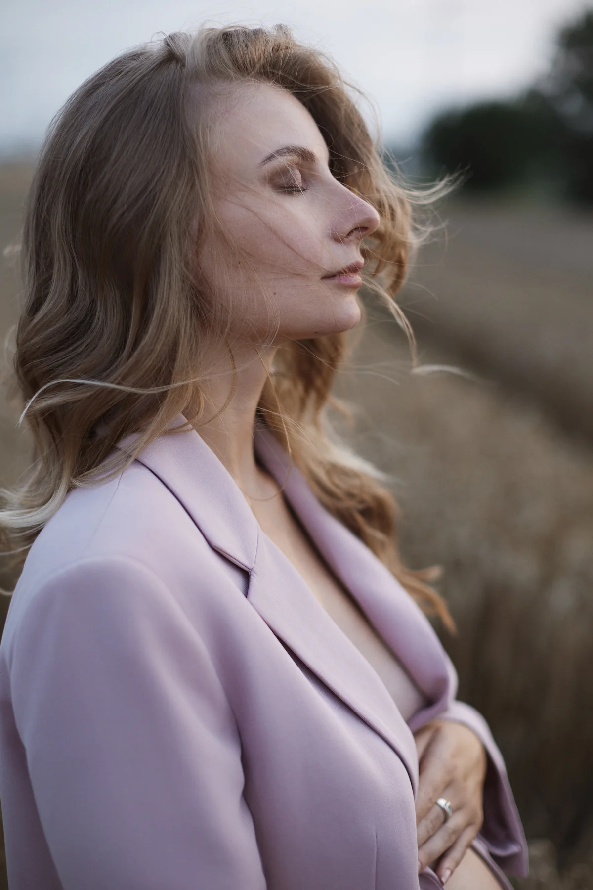 Fashion / 28 · Make-up: Kamilla Akhmedova